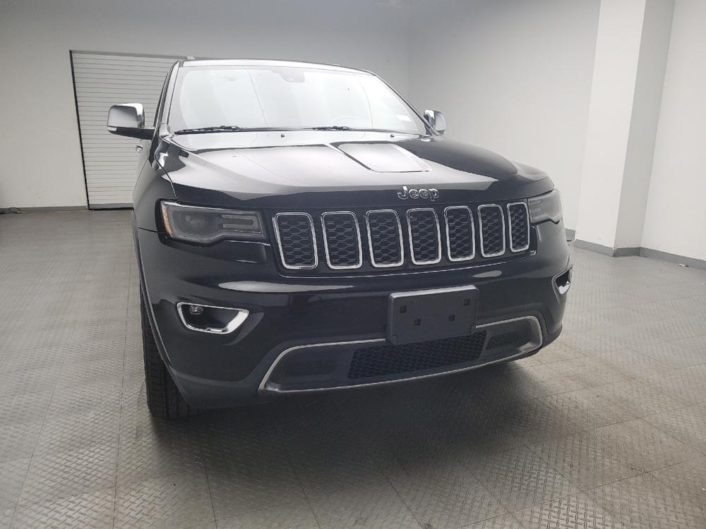 used 2017 Jeep Grand Cherokee car, priced at $19,195