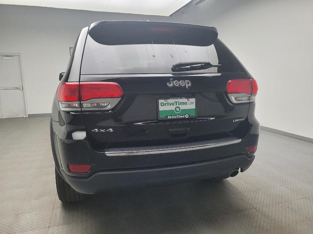 used 2017 Jeep Grand Cherokee car, priced at $19,195