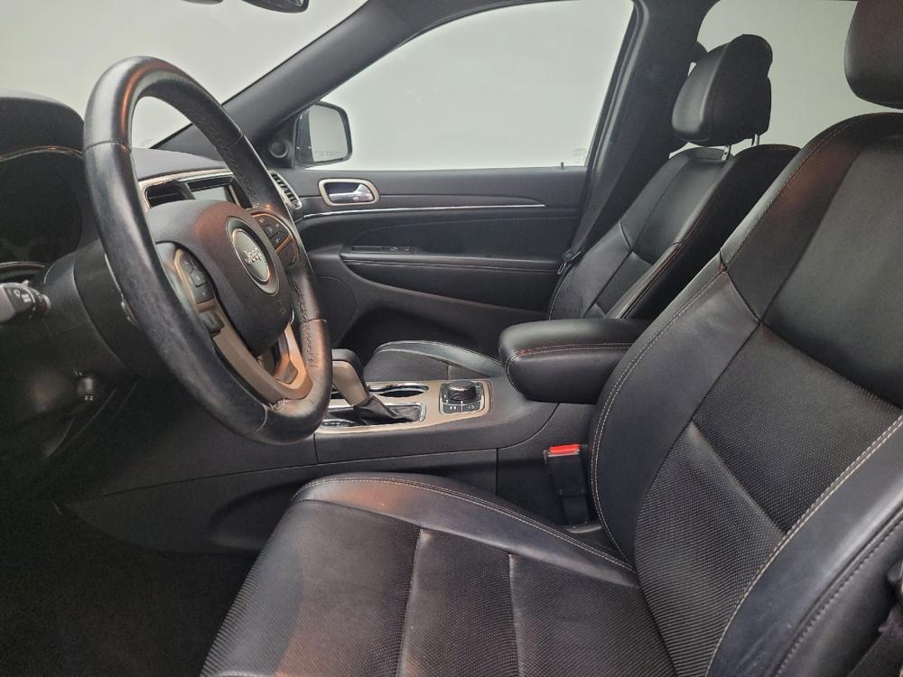 used 2017 Jeep Grand Cherokee car, priced at $19,195