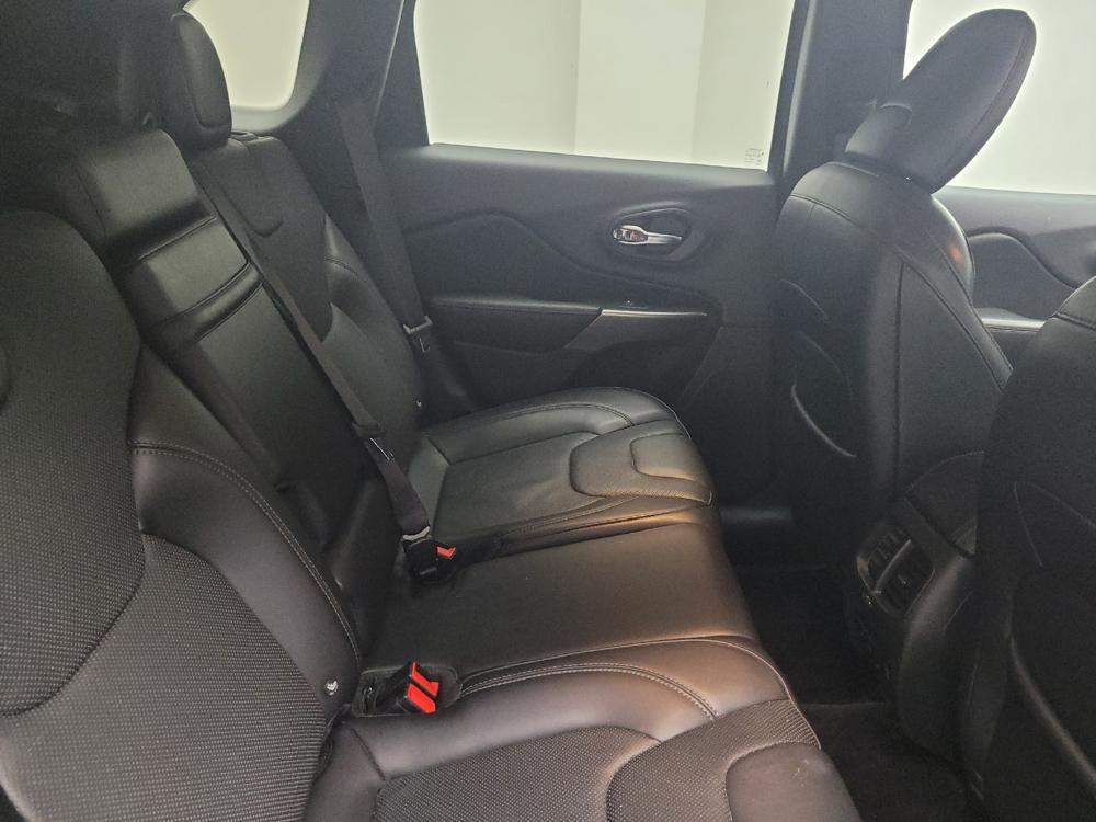 used 2019 Jeep Cherokee car, priced at $21,595