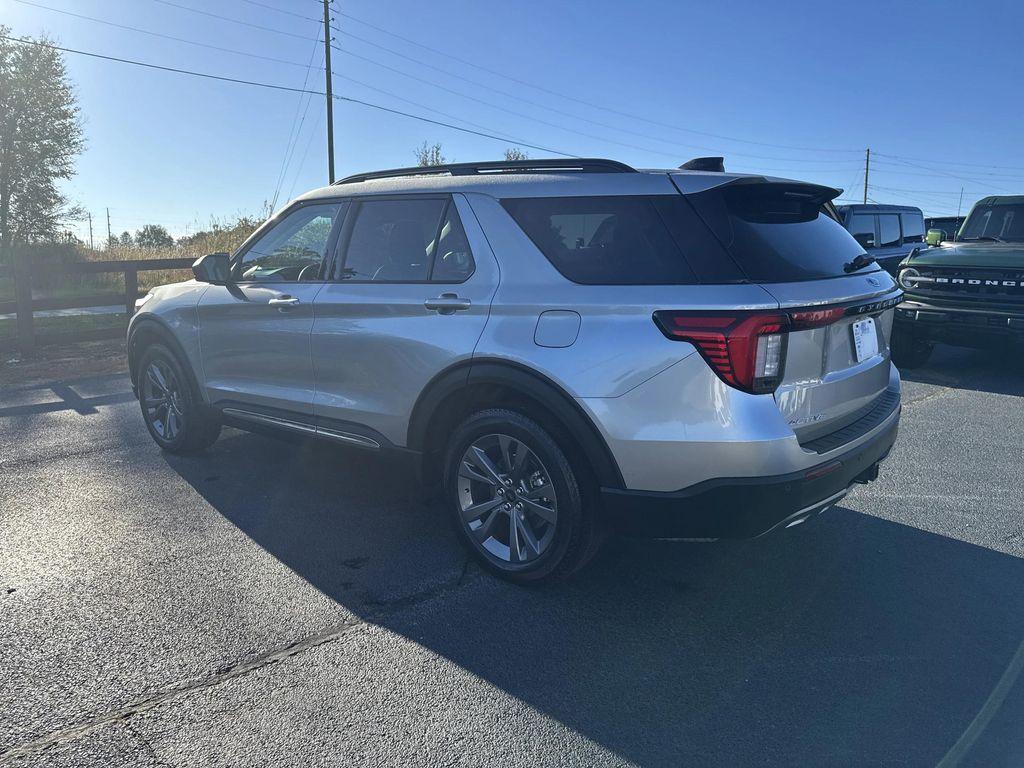 used 2025 Ford Explorer car, priced at $40,461