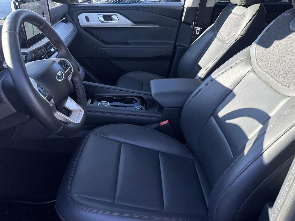 used 2025 Ford Explorer car, priced at $40,461
