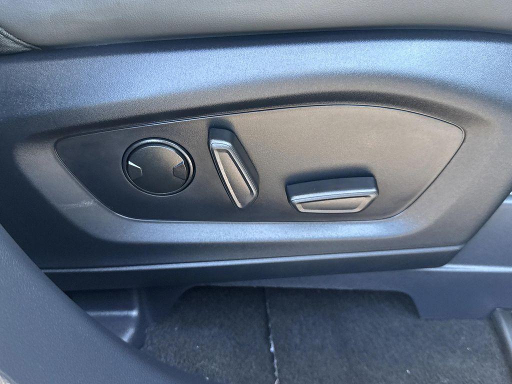 used 2025 Ford Explorer car, priced at $40,461