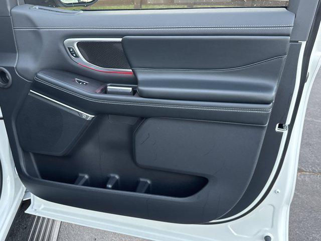 new 2025 Ford Expedition car, priced at $80,742