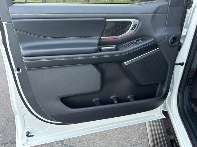 new 2025 Ford Expedition car, priced at $80,742