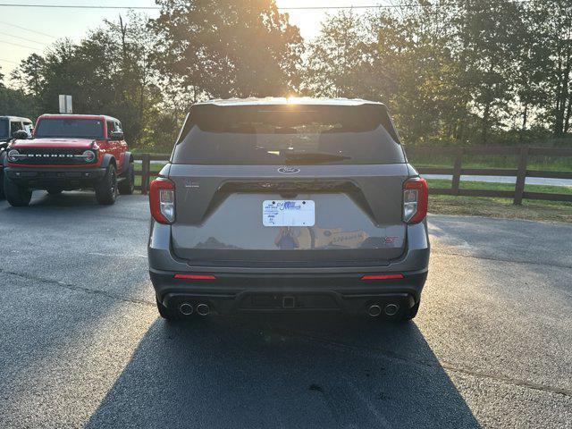 used 2022 Ford Explorer car, priced at $39,999