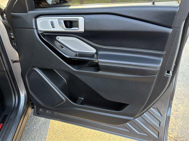 used 2022 Ford Explorer car, priced at $39,999