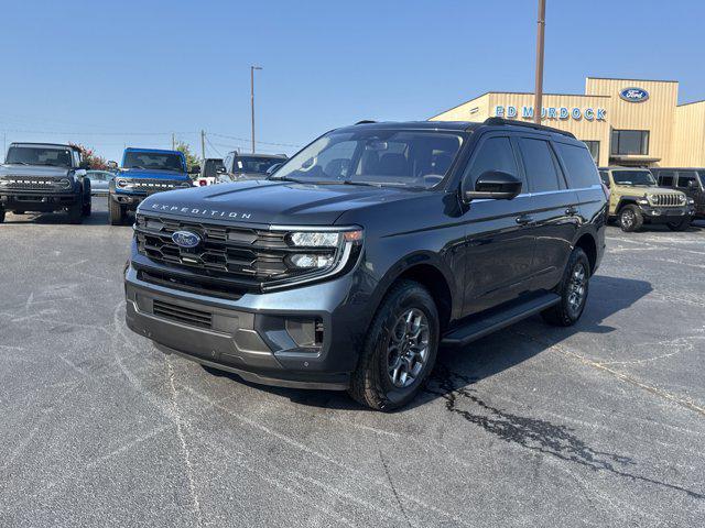 new 2025 Ford Expedition car, priced at $61,587