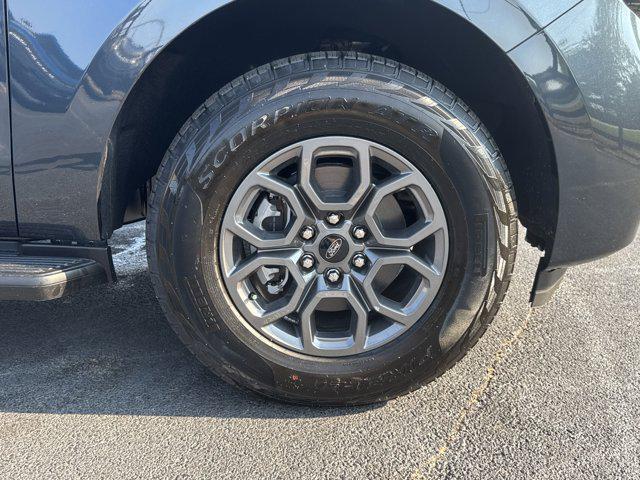 new 2025 Ford Expedition car, priced at $61,587