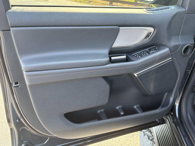 new 2025 Ford Expedition car, priced at $61,587