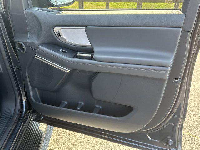 new 2025 Ford Expedition car, priced at $61,587