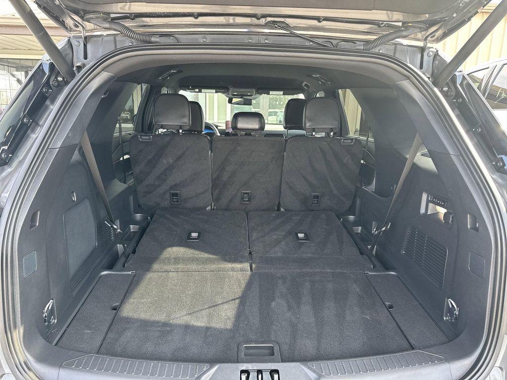 used 2025 Ford Explorer car, priced at $41,071