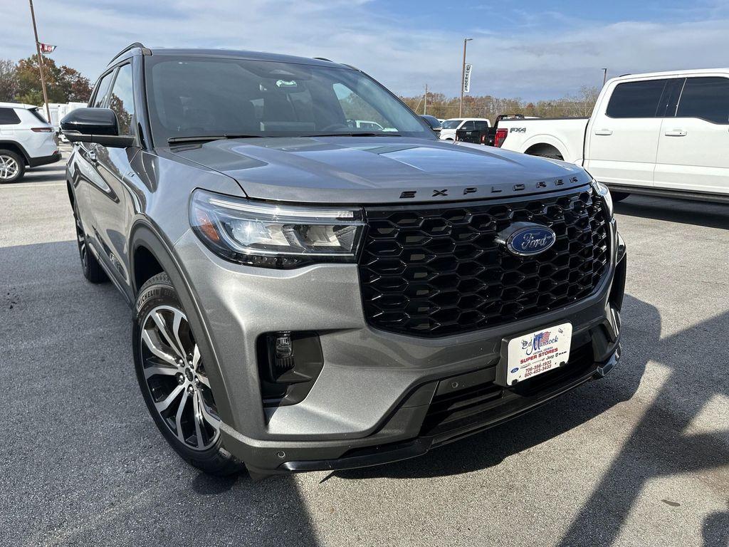 used 2025 Ford Explorer car, priced at $41,071
