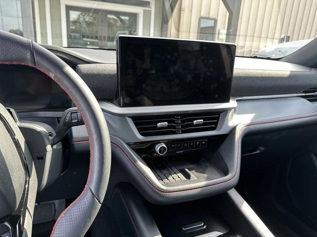 used 2025 Ford Explorer car, priced at $41,071