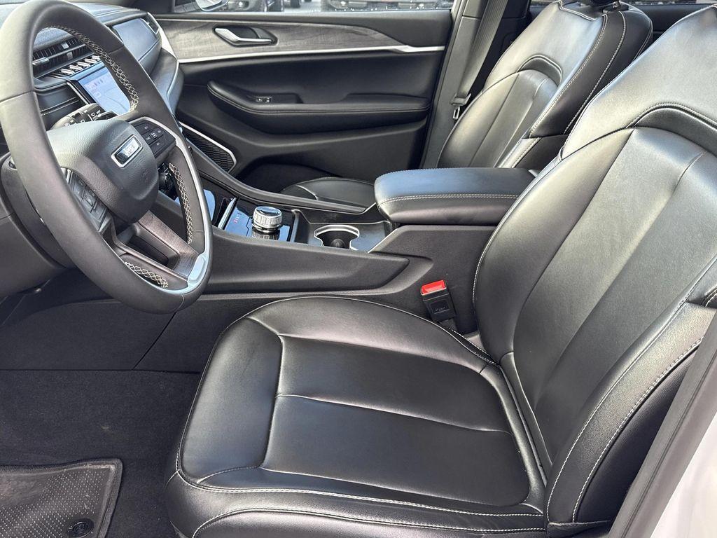 used 2024 Jeep Grand Cherokee L car, priced at $29,903