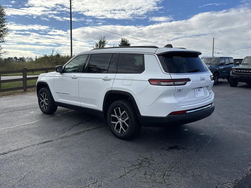 used 2024 Jeep Grand Cherokee L car, priced at $29,903
