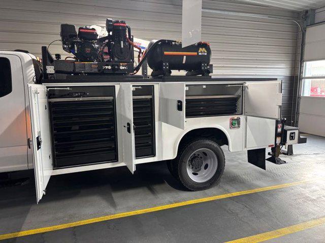 new 2025 Ford F-450 car, priced at $145,723