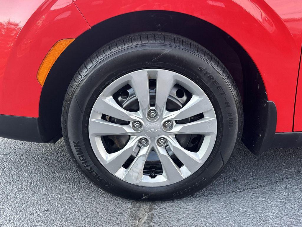 used 2022 Kia Soul car, priced at $15,879