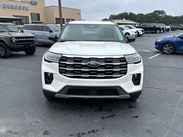 new 2025 Ford Explorer car, priced at $40,860