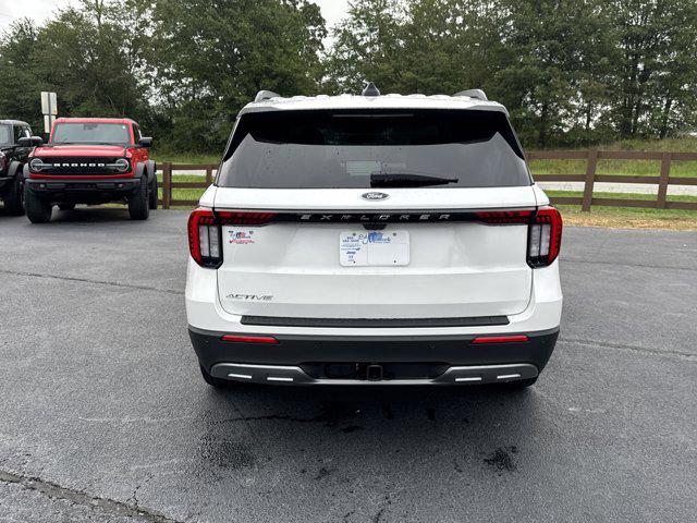 new 2025 Ford Explorer car, priced at $40,860