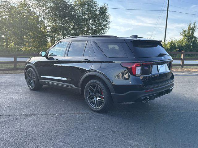 used 2025 Ford Explorer car, priced at $47,985