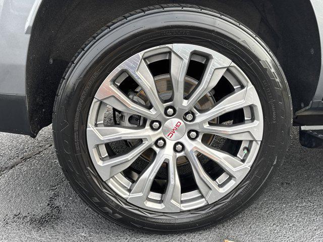used 2021 GMC Yukon car, priced at $47,399