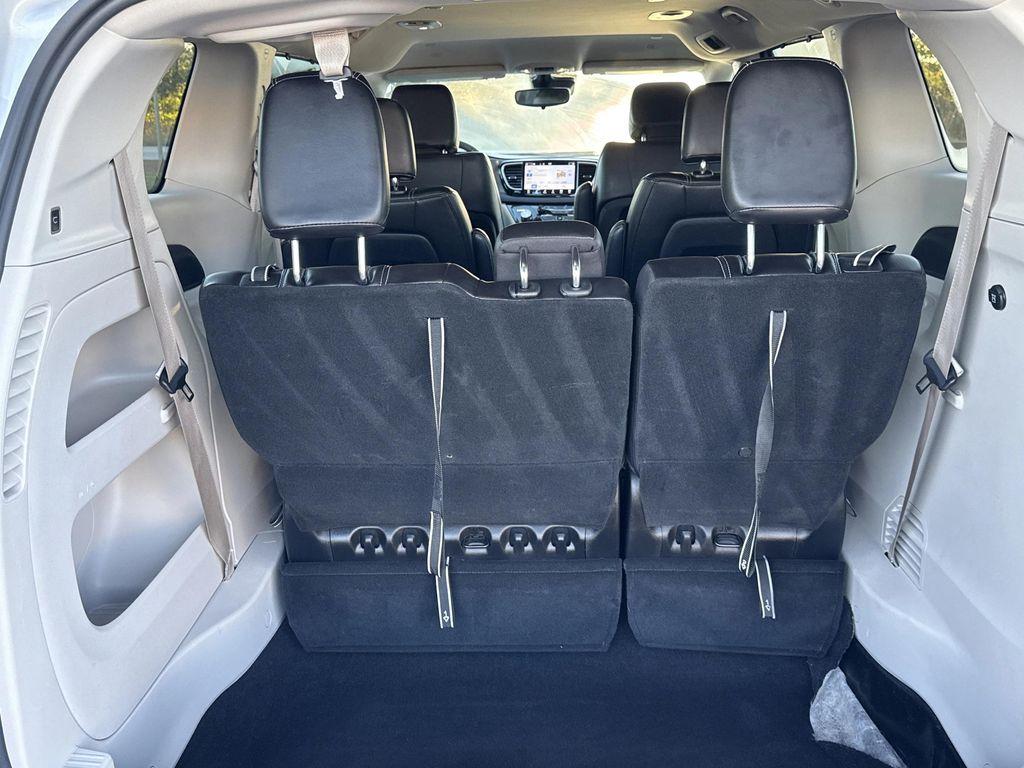 used 2024 Chrysler Pacifica car, priced at $26,932