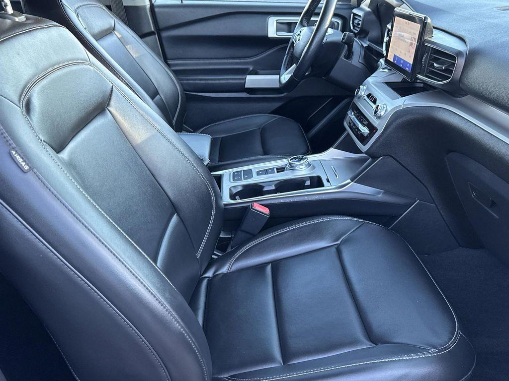 used 2022 Ford Explorer car, priced at $29,882