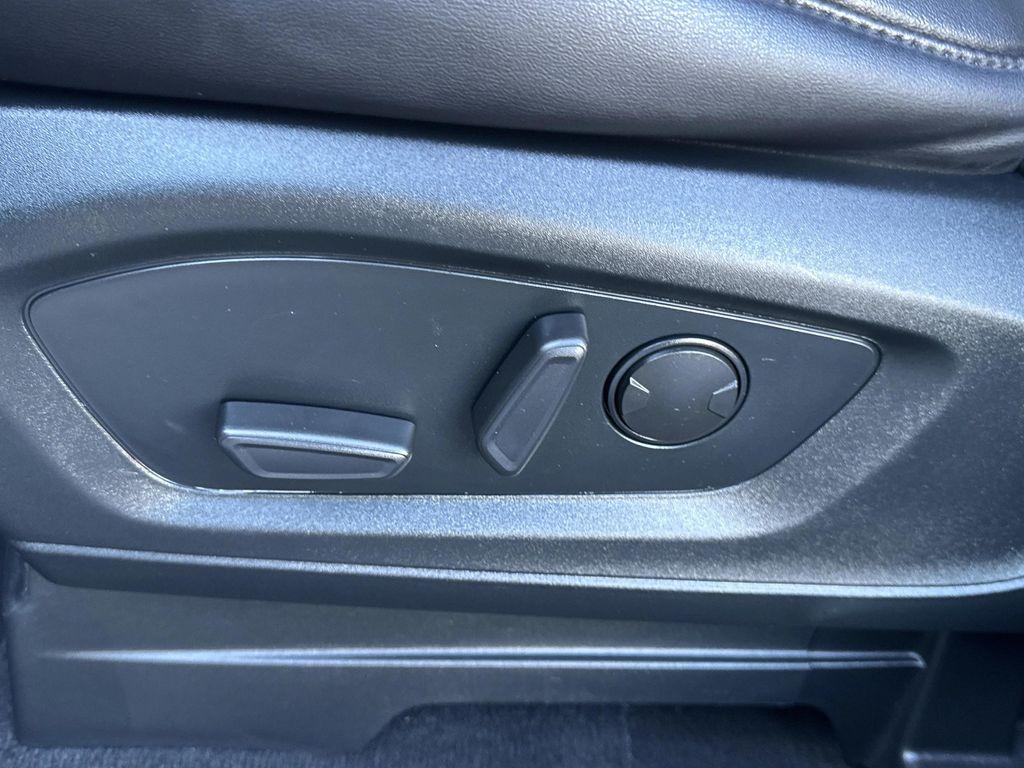 used 2022 Ford Explorer car, priced at $29,882