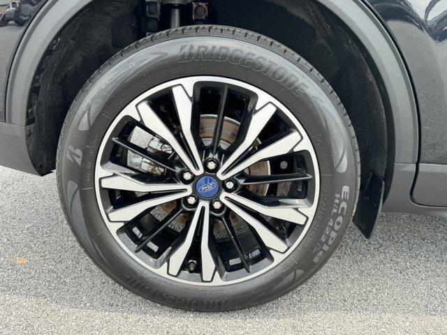 used 2021 Ford Escape car, priced at $19,404