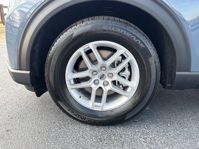 new 2026 Ford Explorer car, priced at $45,602