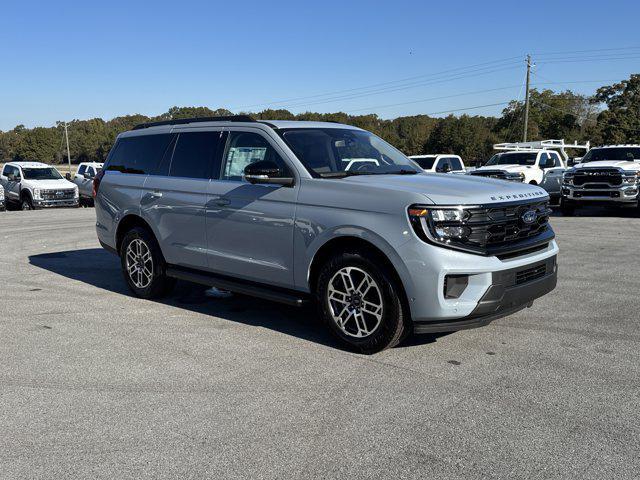 new 2025 Ford Expedition car, priced at $68,024