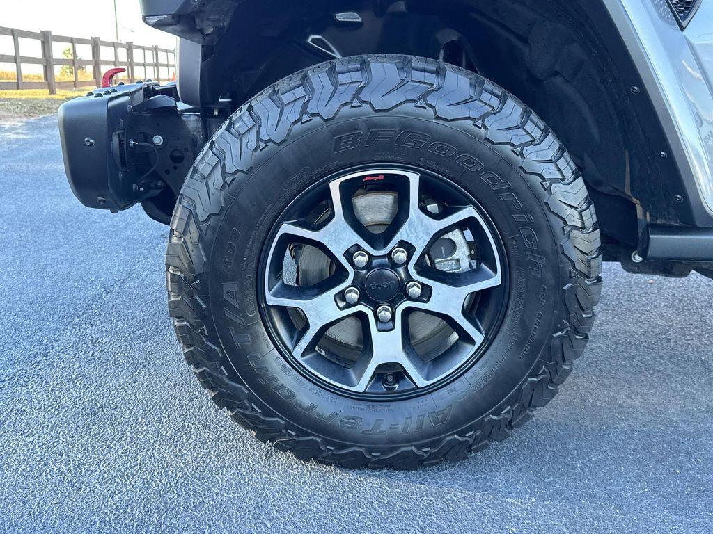 used 2018 Jeep Wrangler Unlimited car, priced at $30,252