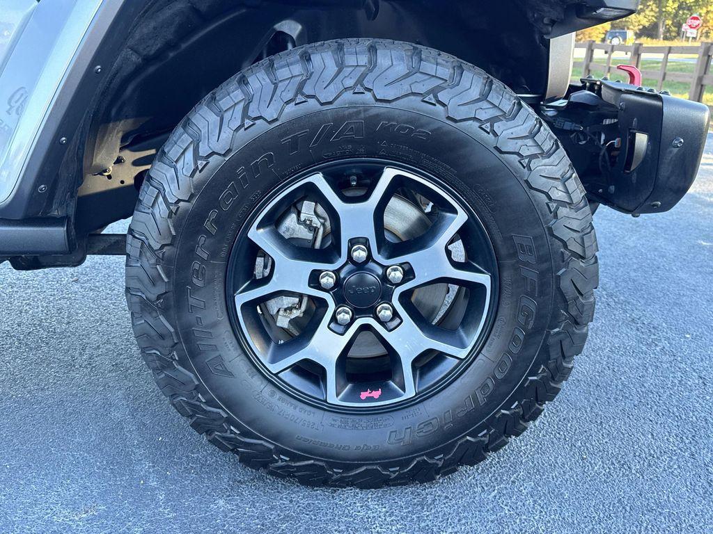 used 2018 Jeep Wrangler Unlimited car, priced at $30,252