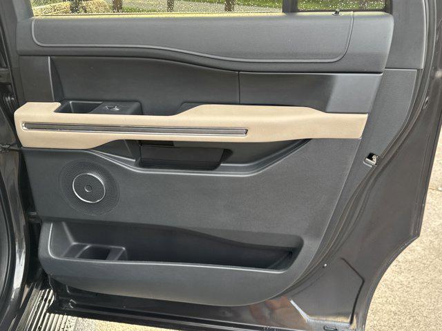 used 2022 Ford Expedition Max car, priced at $44,131