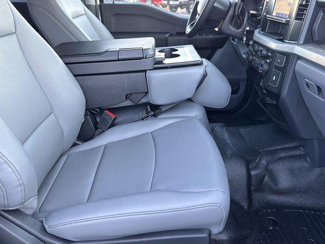 new 2025 Ford F-350 car, priced at $59,949