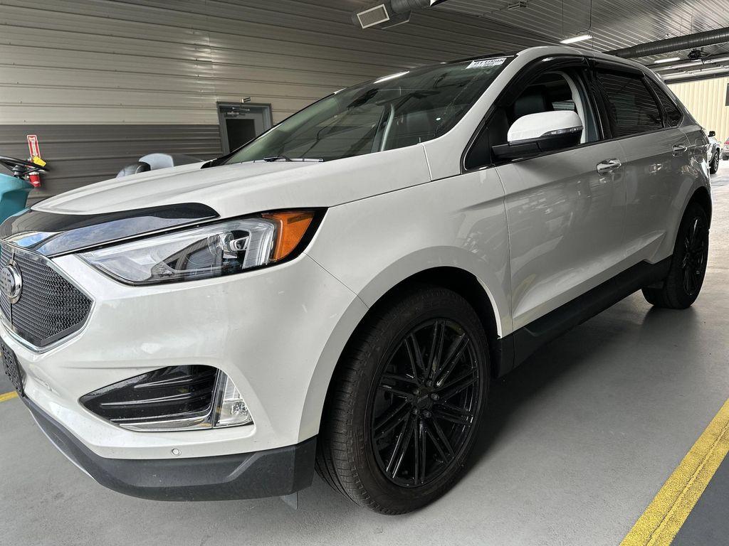 used 2024 Ford Edge car, priced at $37,176