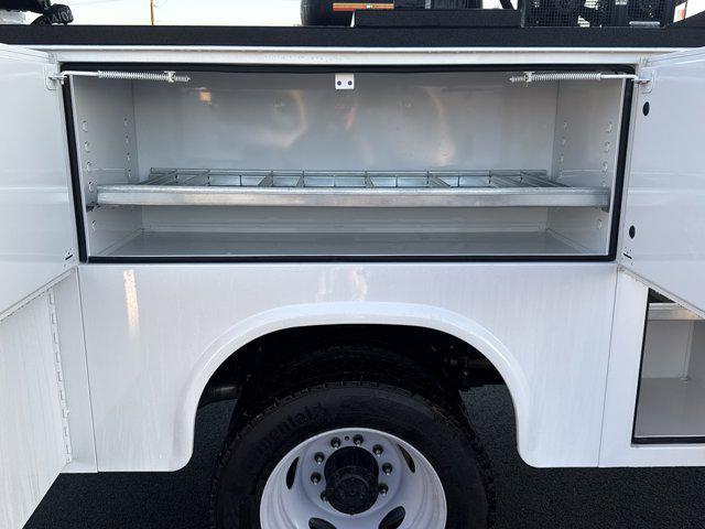 new 2025 Ford F-450 car, priced at $155,936