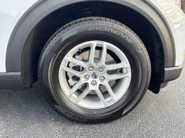 new 2026 Ford Explorer car, priced at $44,485