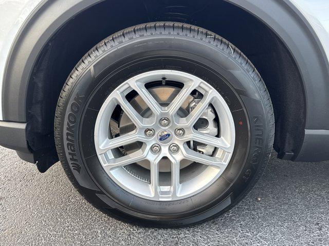 new 2026 Ford Explorer car, priced at $44,485