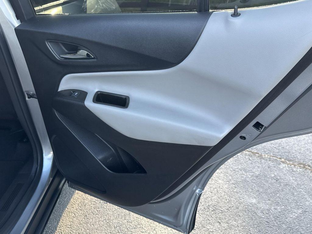 used 2023 Chevrolet Equinox car, priced at $19,644