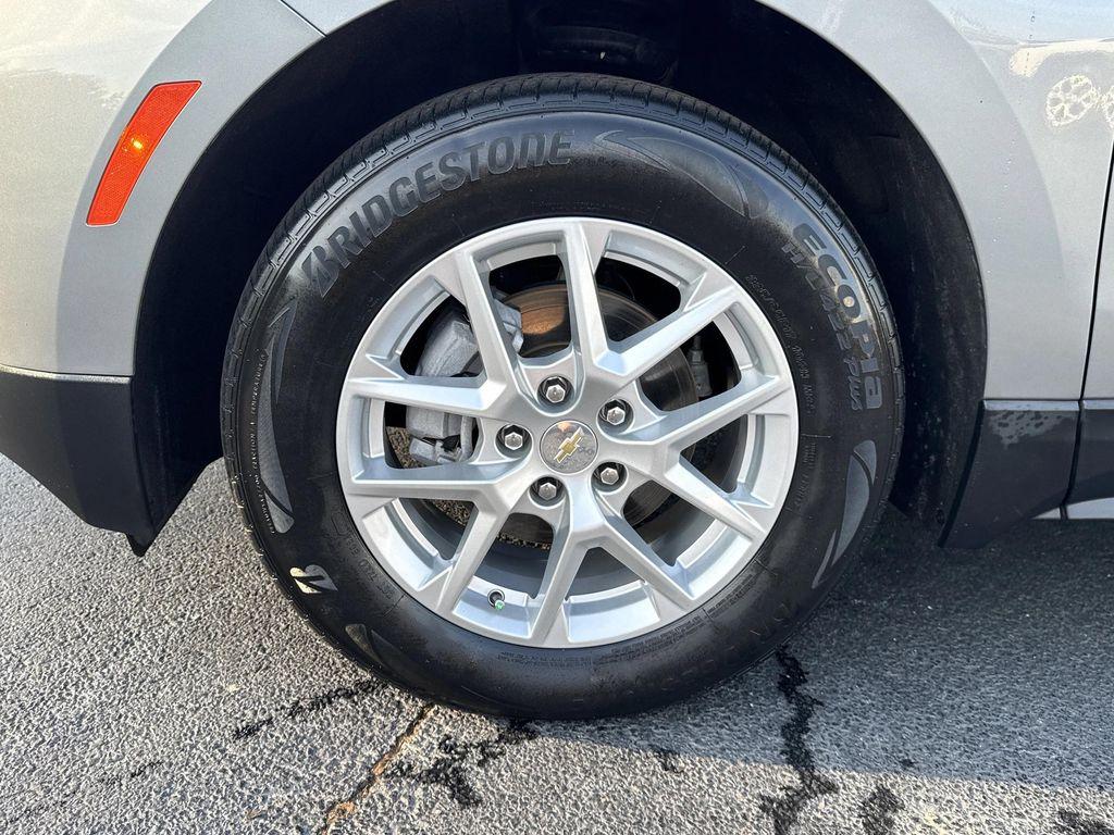 used 2023 Chevrolet Equinox car, priced at $19,644