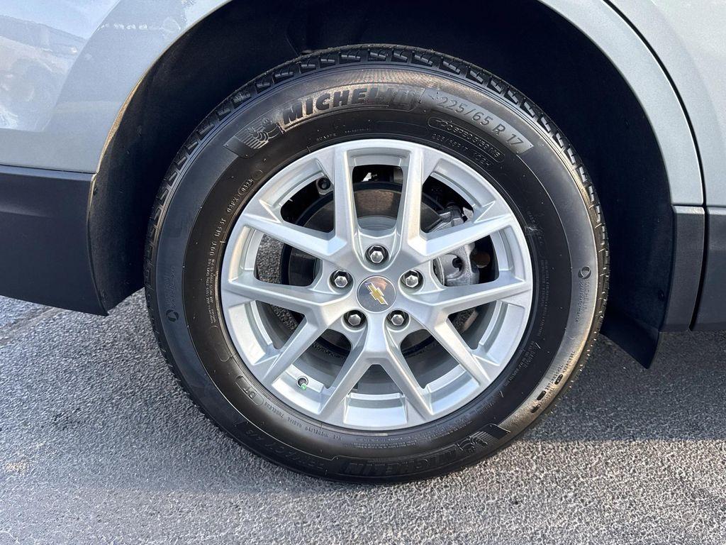 used 2023 Chevrolet Equinox car, priced at $19,644