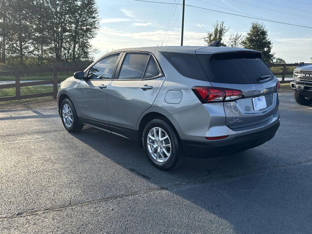 used 2023 Chevrolet Equinox car, priced at $19,644