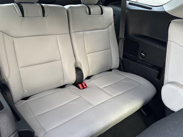 new 2025 Ford Explorer car, priced at $40,223