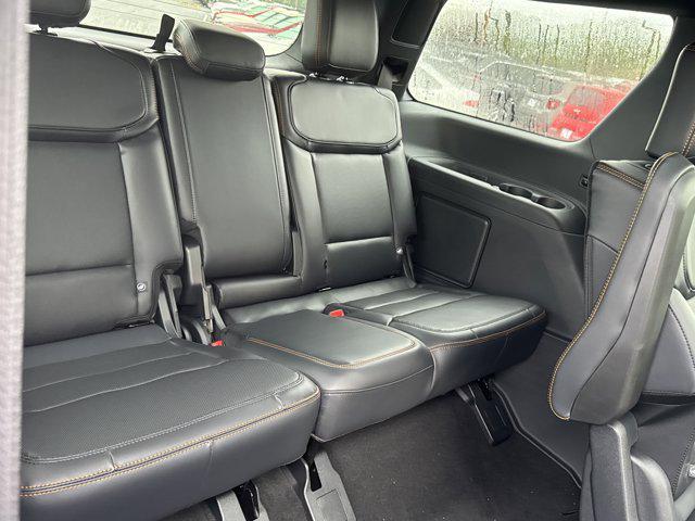 new 2025 Ford Expedition car, priced at $85,487