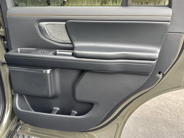 new 2025 Ford Expedition car, priced at $85,487