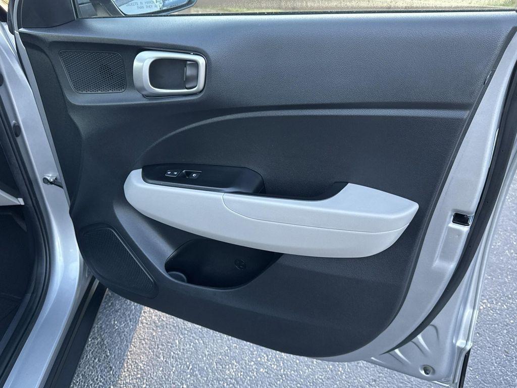 used 2024 Hyundai Venue car, priced at $19,994