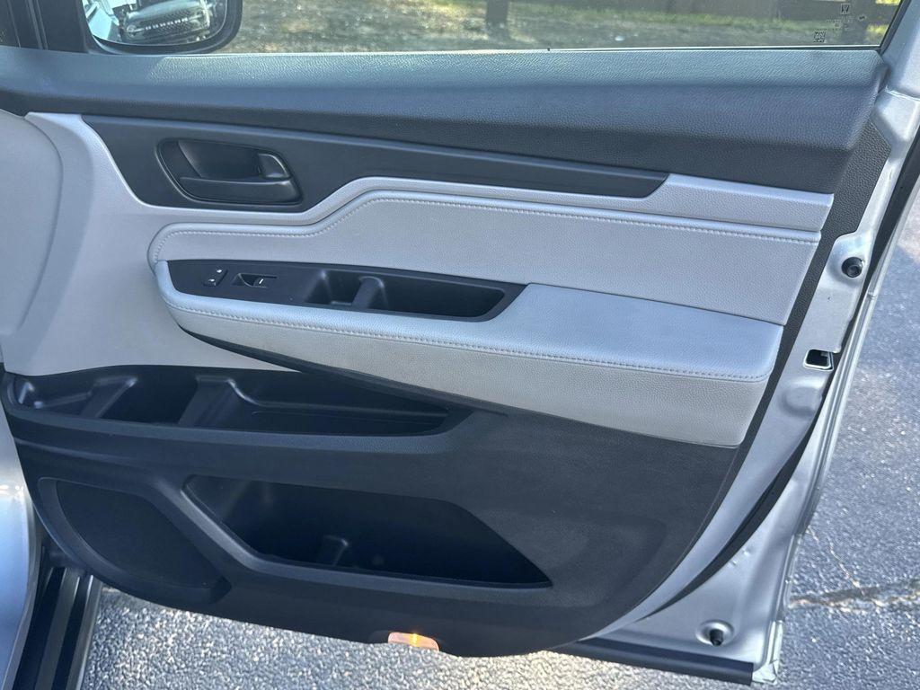 used 2018 Honda Odyssey car, priced at $18,165