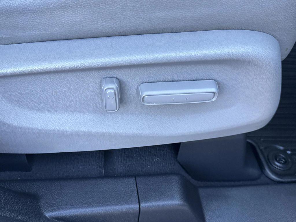 used 2018 Honda Odyssey car, priced at $18,165